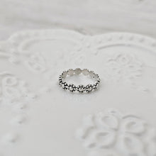 Sterling Silver Daisy Ring